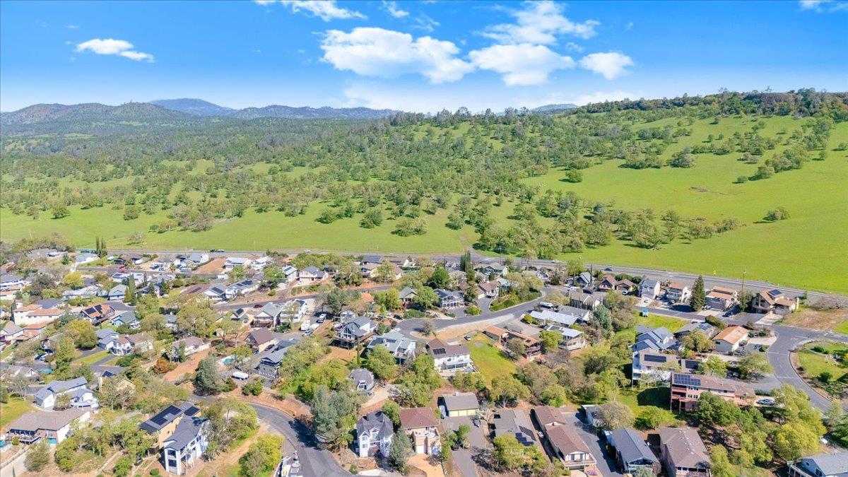 483 Sunrise Rd, Copperopolis, CA 95228