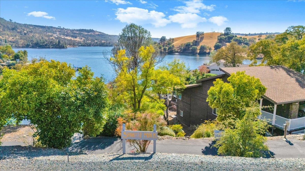 483 Sunrise Rd, Copperopolis, CA 95228