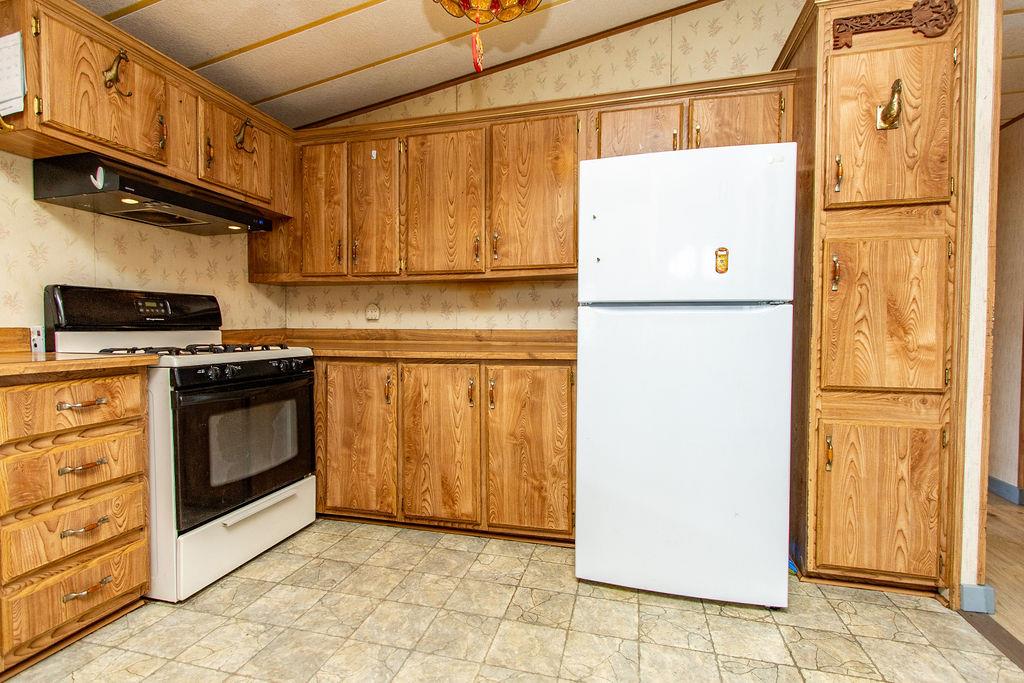 19667 American Ave #42, Hilmar, CA 95324