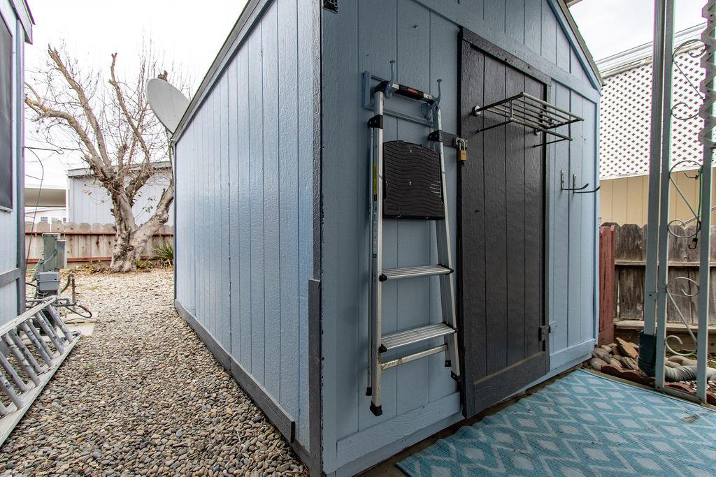 19667 American Ave #42, Hilmar, CA 95324