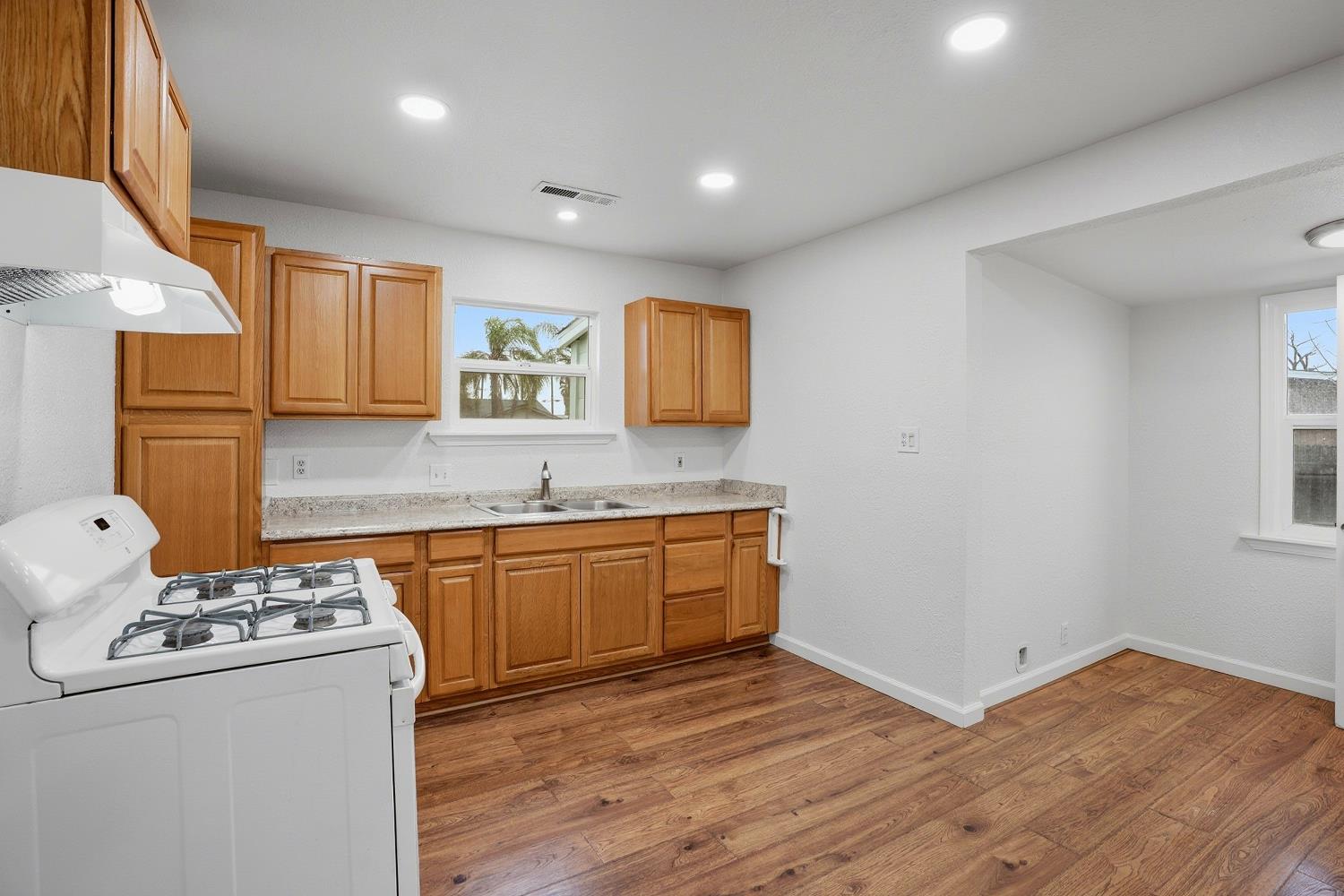 2410 E Gerard, Merced, CA 95341