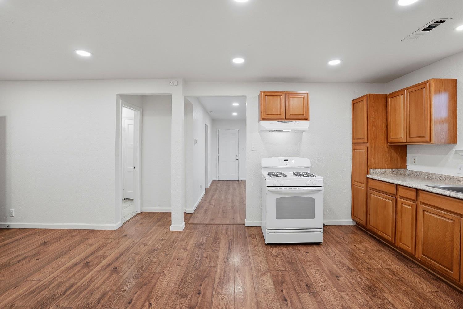 2410 E Gerard, Merced, CA 95341