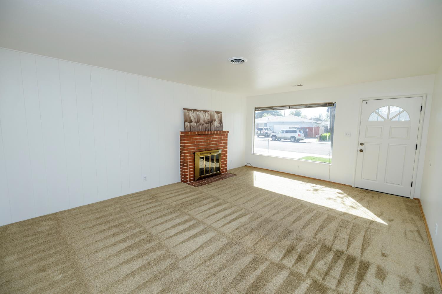 1405 Theo Ave, Modesto, CA 95350