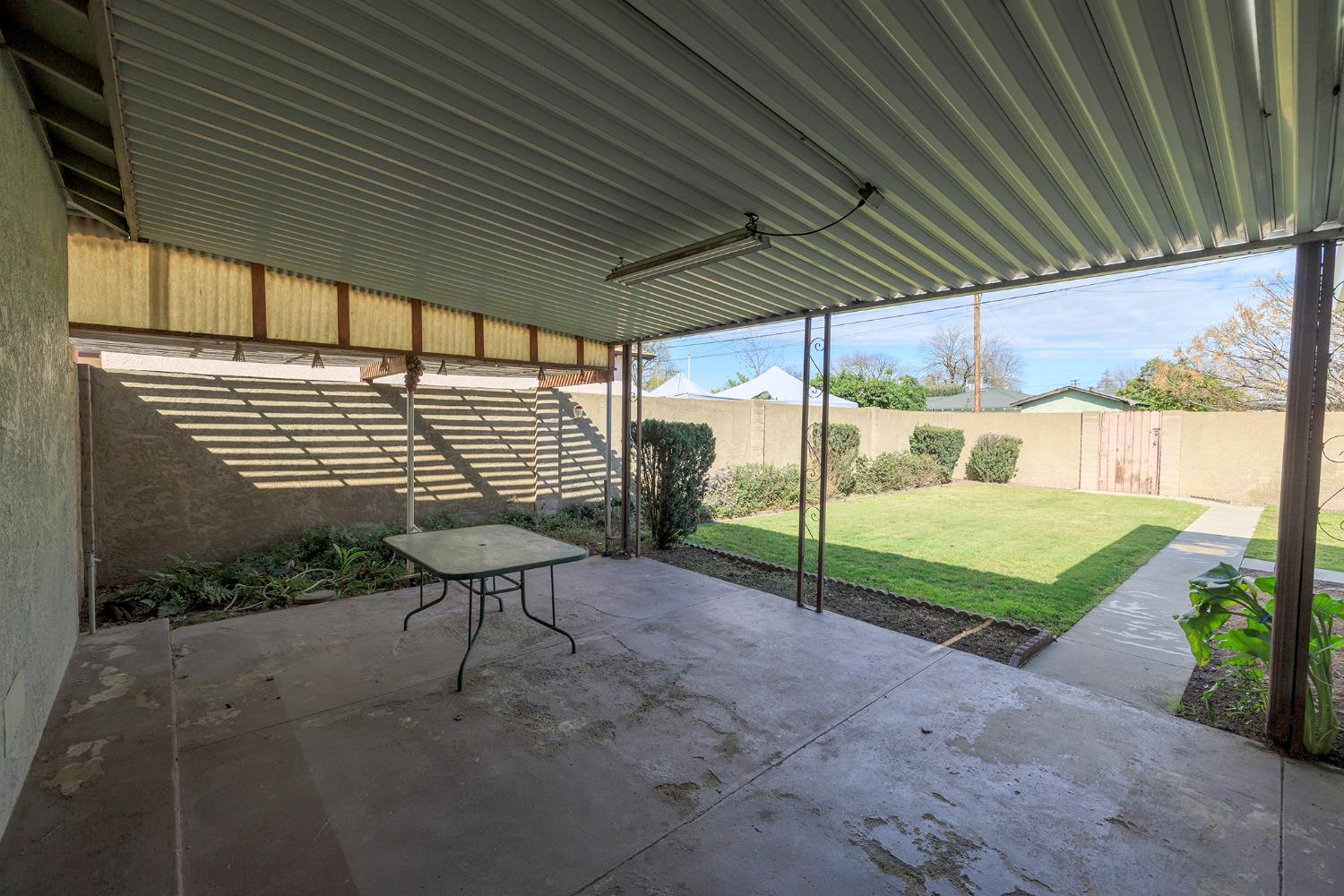 1405 Theo Ave, Modesto, CA 95350