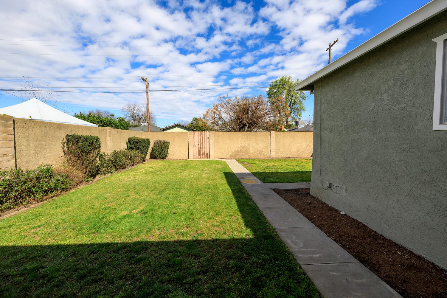 1405 Theo Ave, Modesto, CA 95350