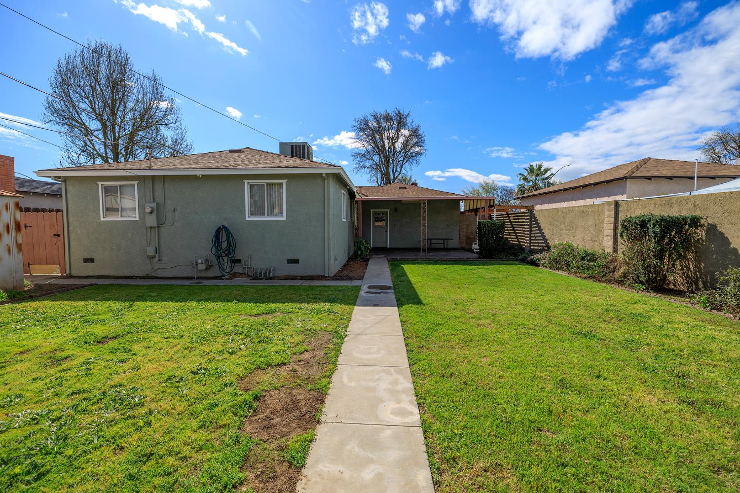 1405 Theo Ave, Modesto, CA 95350