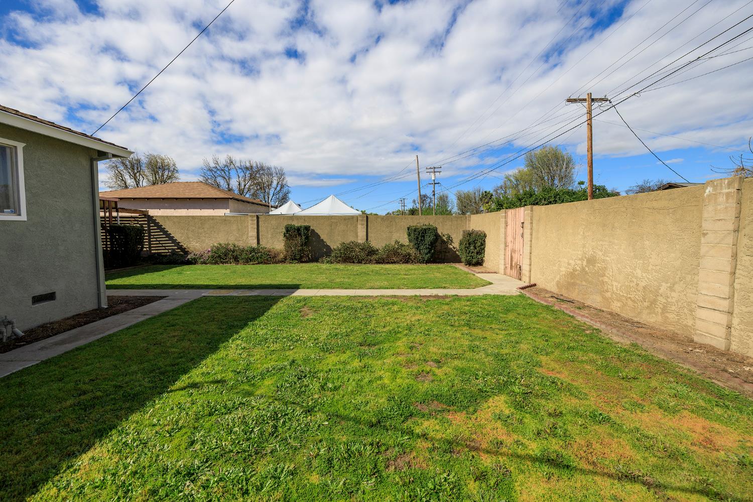 1405 Theo Ave, Modesto, CA 95350