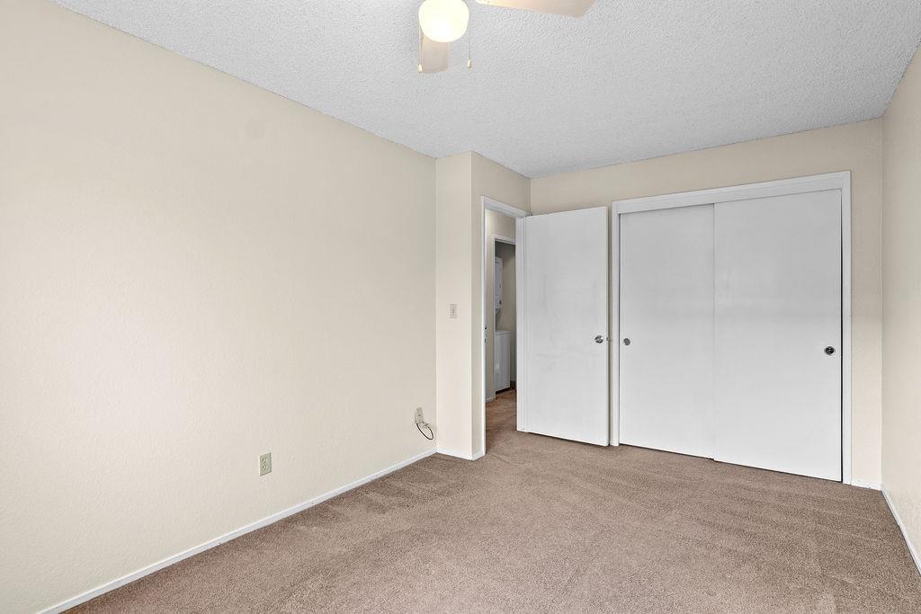 495 Cherry Ln #B, Manteca, CA 95337