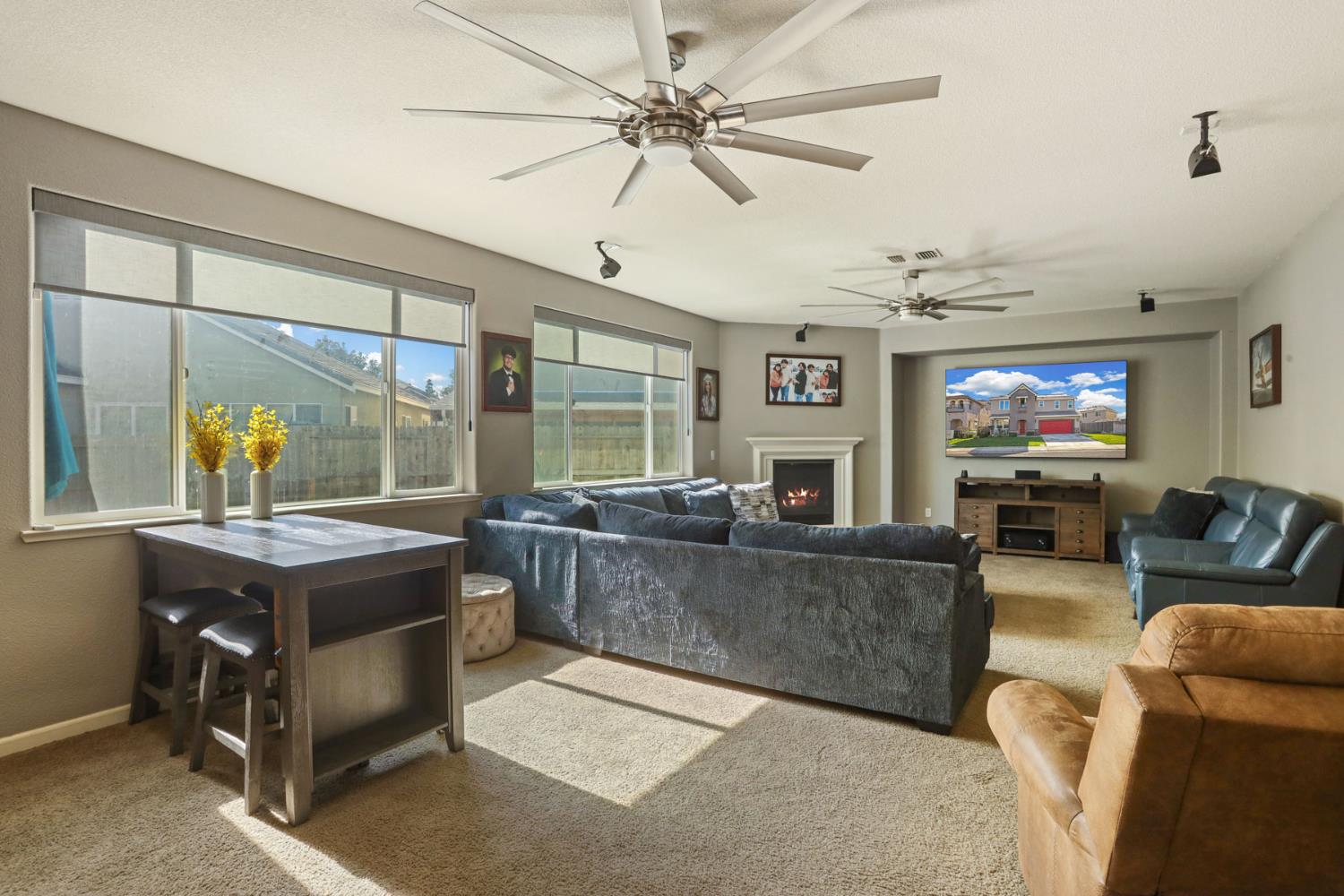 1152 Laureto St, Manteca, CA 95336