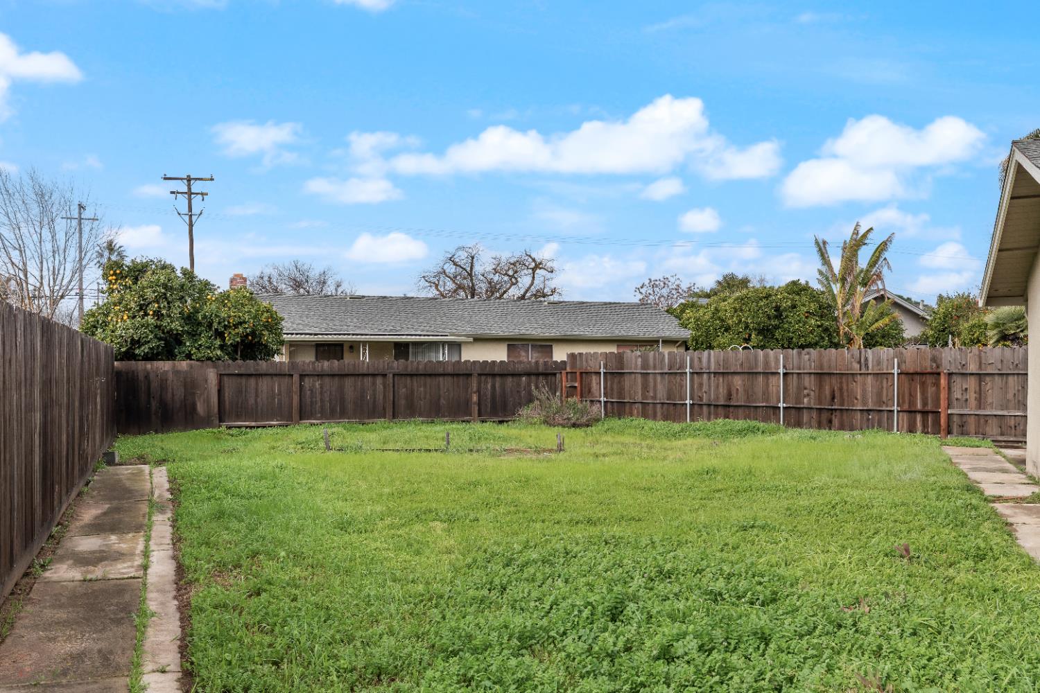 1713 Pikake, Ceres, CA 95307