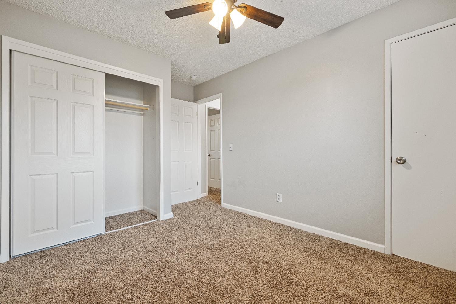 1664 W North Bear Creek Dr, Merced, CA 95348