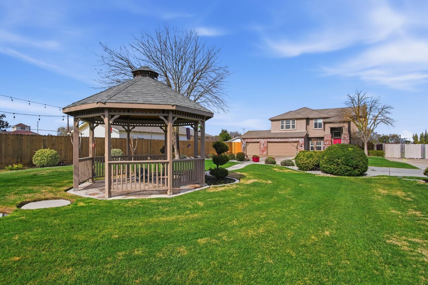 2117 Vincent Ave, Hughson, CA 95326