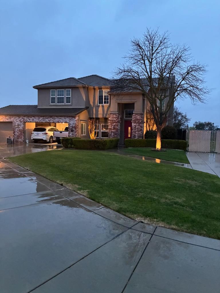 2117 Vincent Ave, Hughson, CA 95326