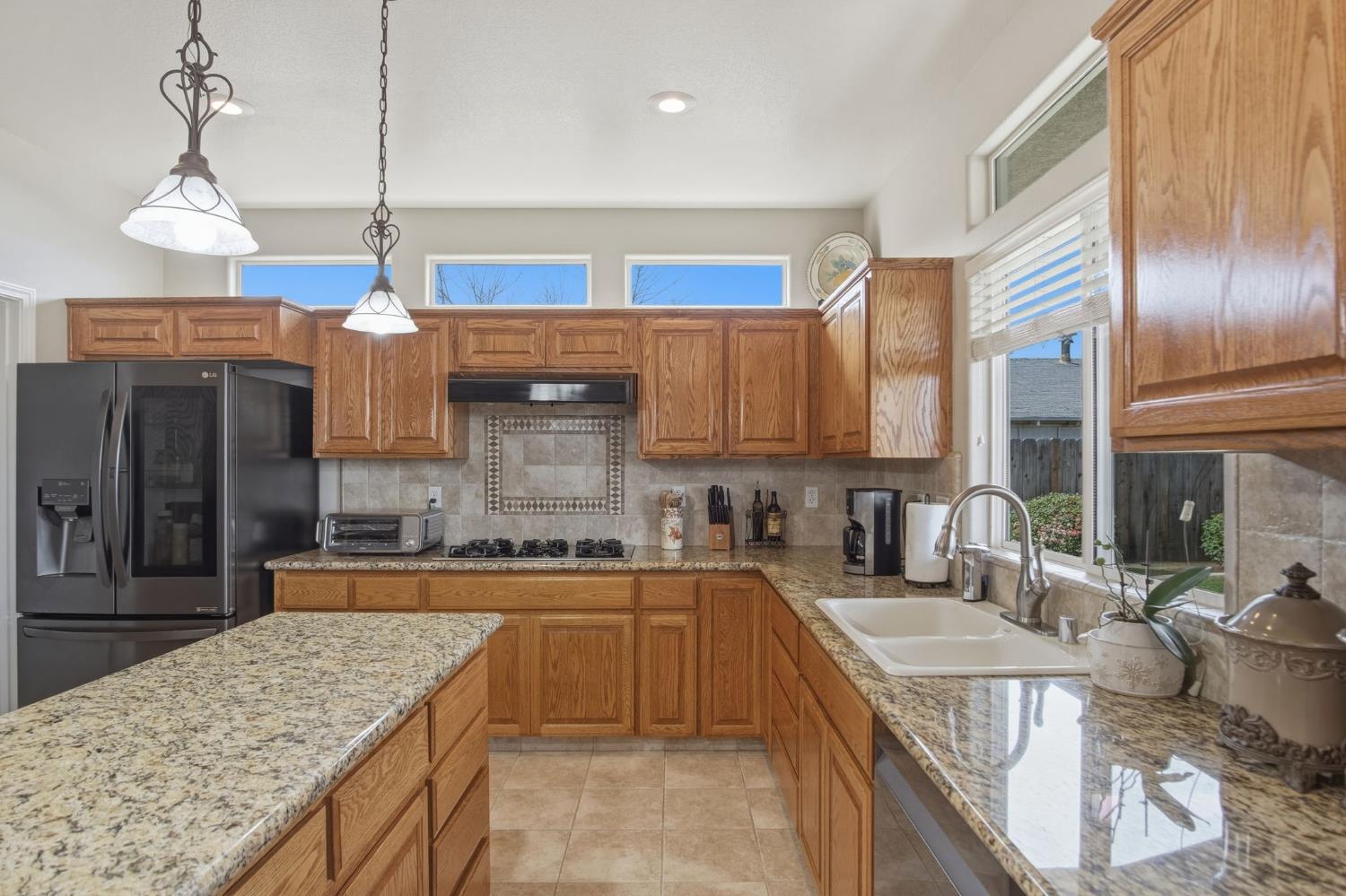 2117 Vincent Ave, Hughson, CA 95326