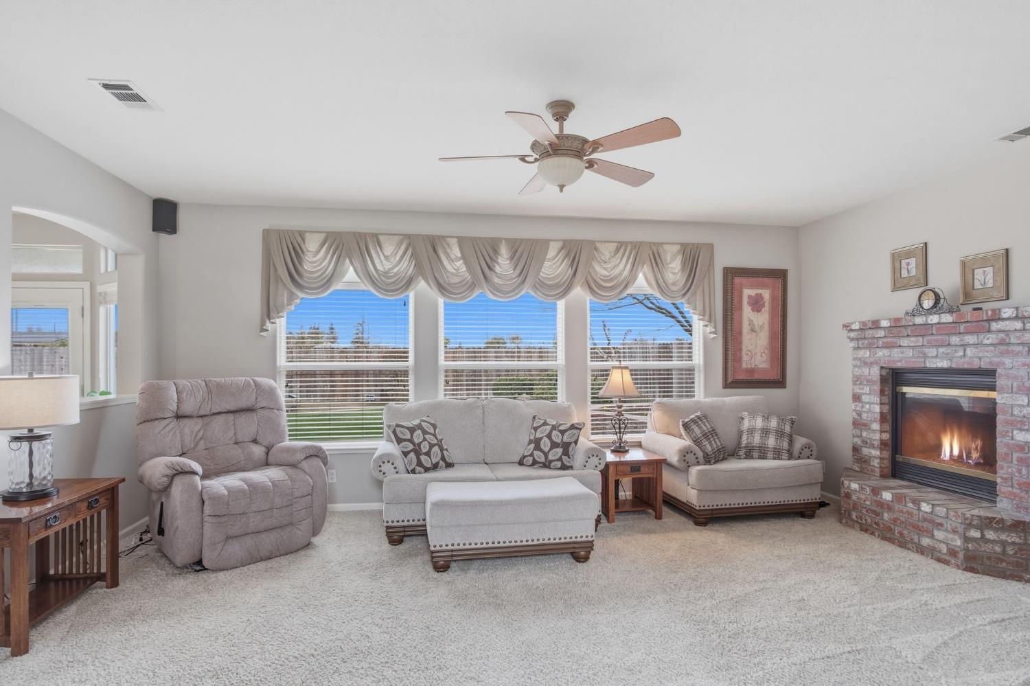 2117 Vincent Ave, Hughson, CA 95326