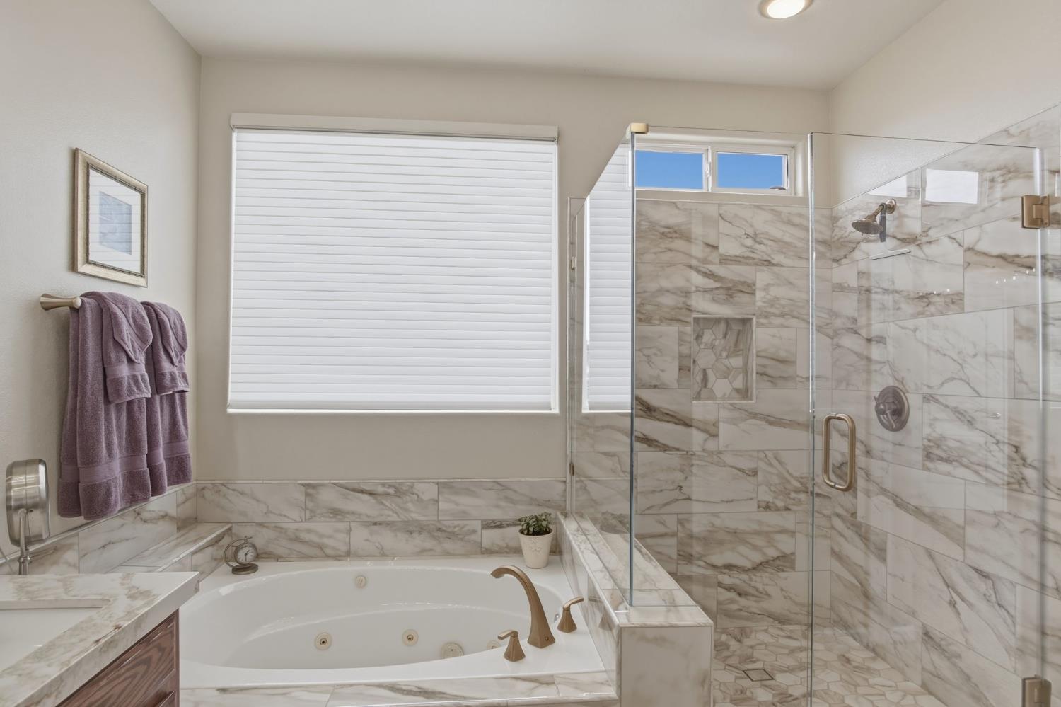 2117 Vincent Ave, Hughson, CA 95326