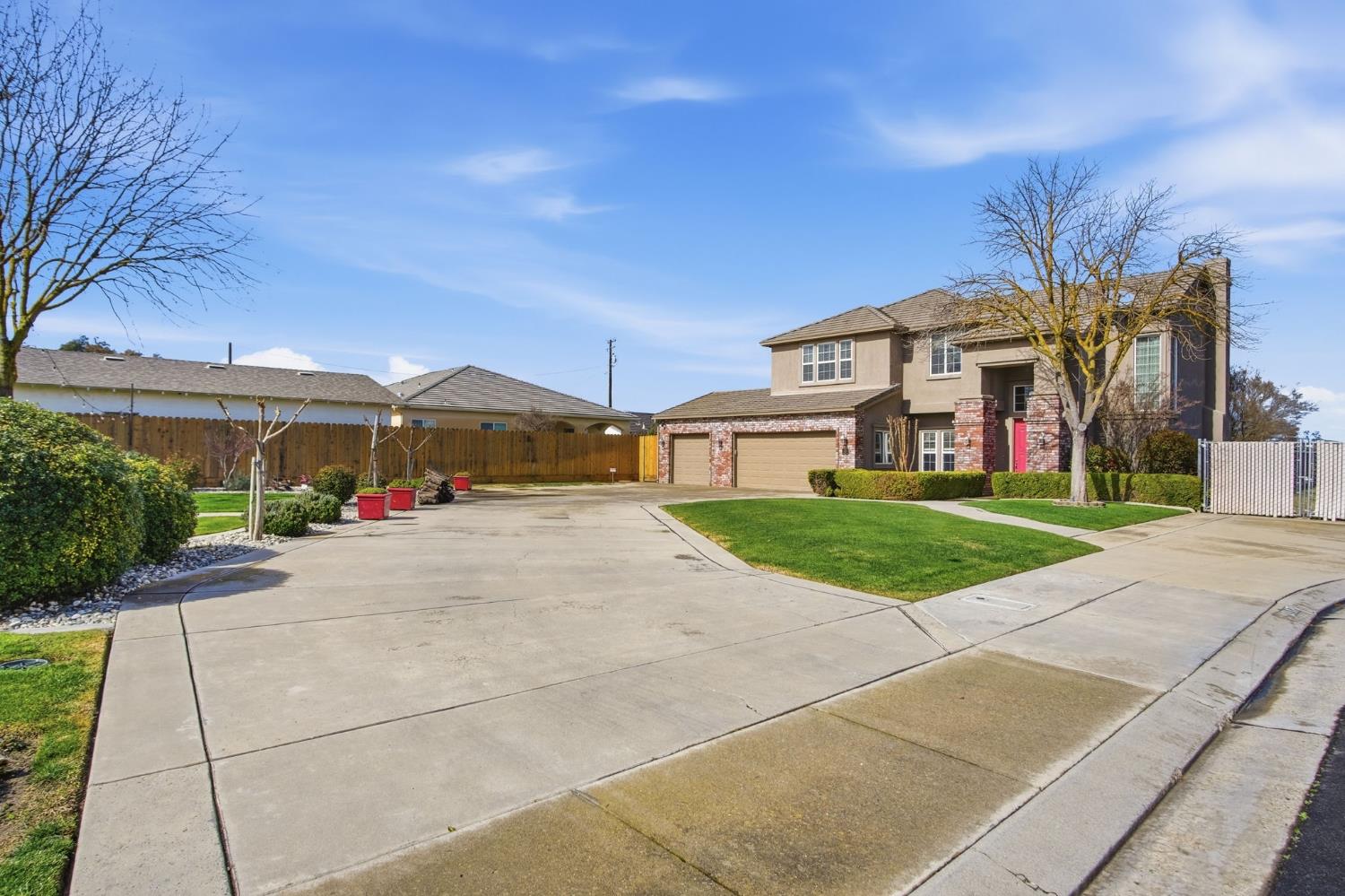 2117 Vincent Ave, Hughson, CA 95326