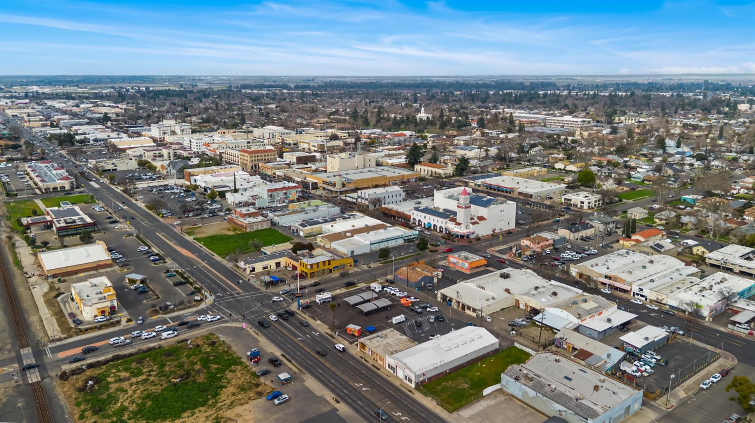 1616 Martin Luther King Jr, Merced, CA 95340