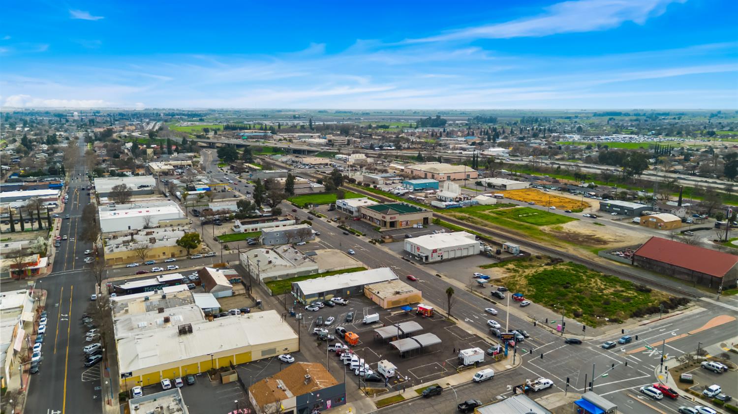 1616 Martin Luther King Jr, Merced, CA 95340