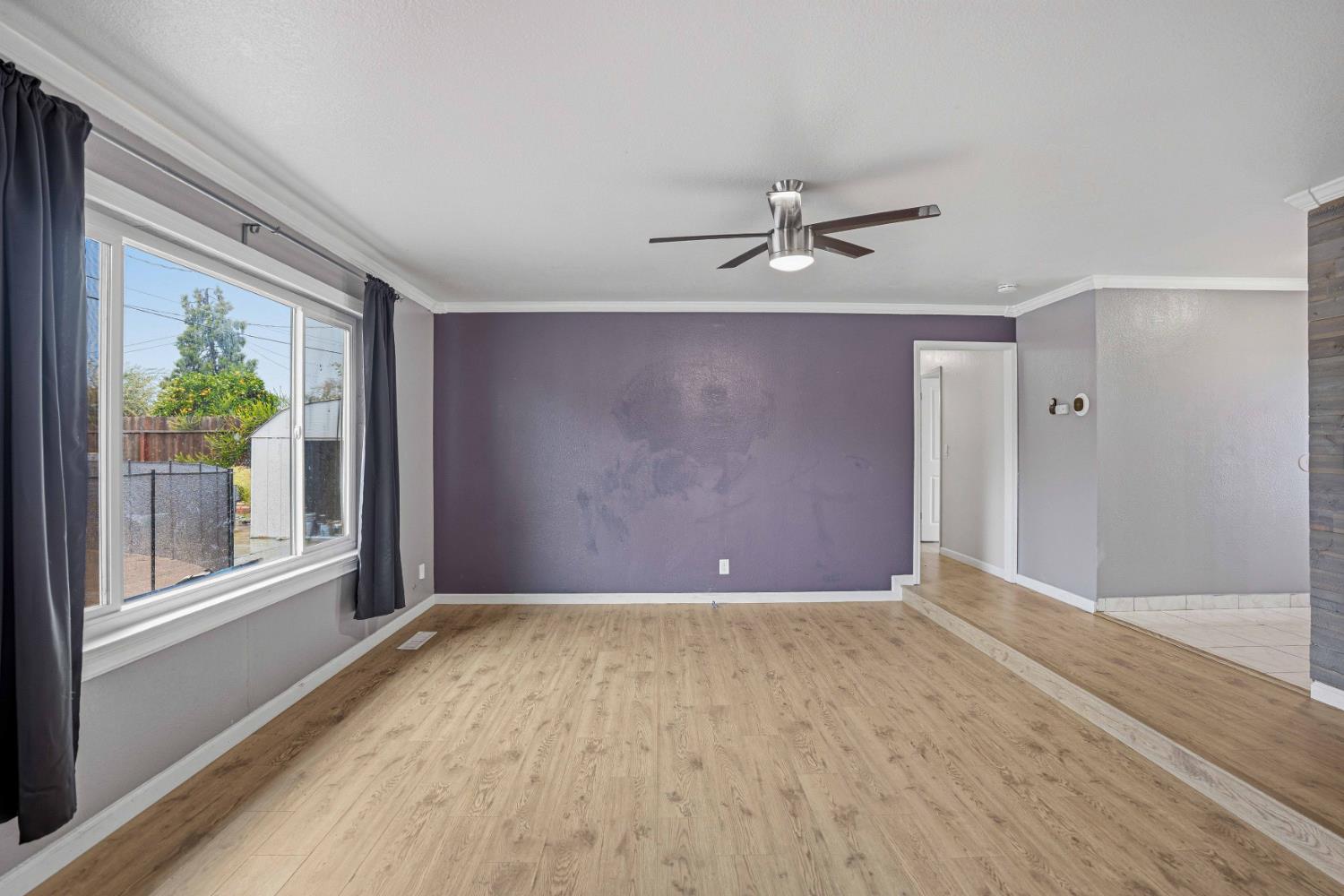 2500 Mira Flores Dr, Turlock, CA 95380