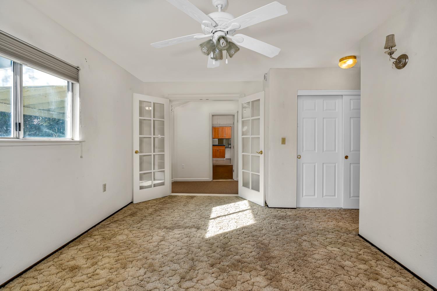 1323 Chukar St, Los Banos, CA 93635