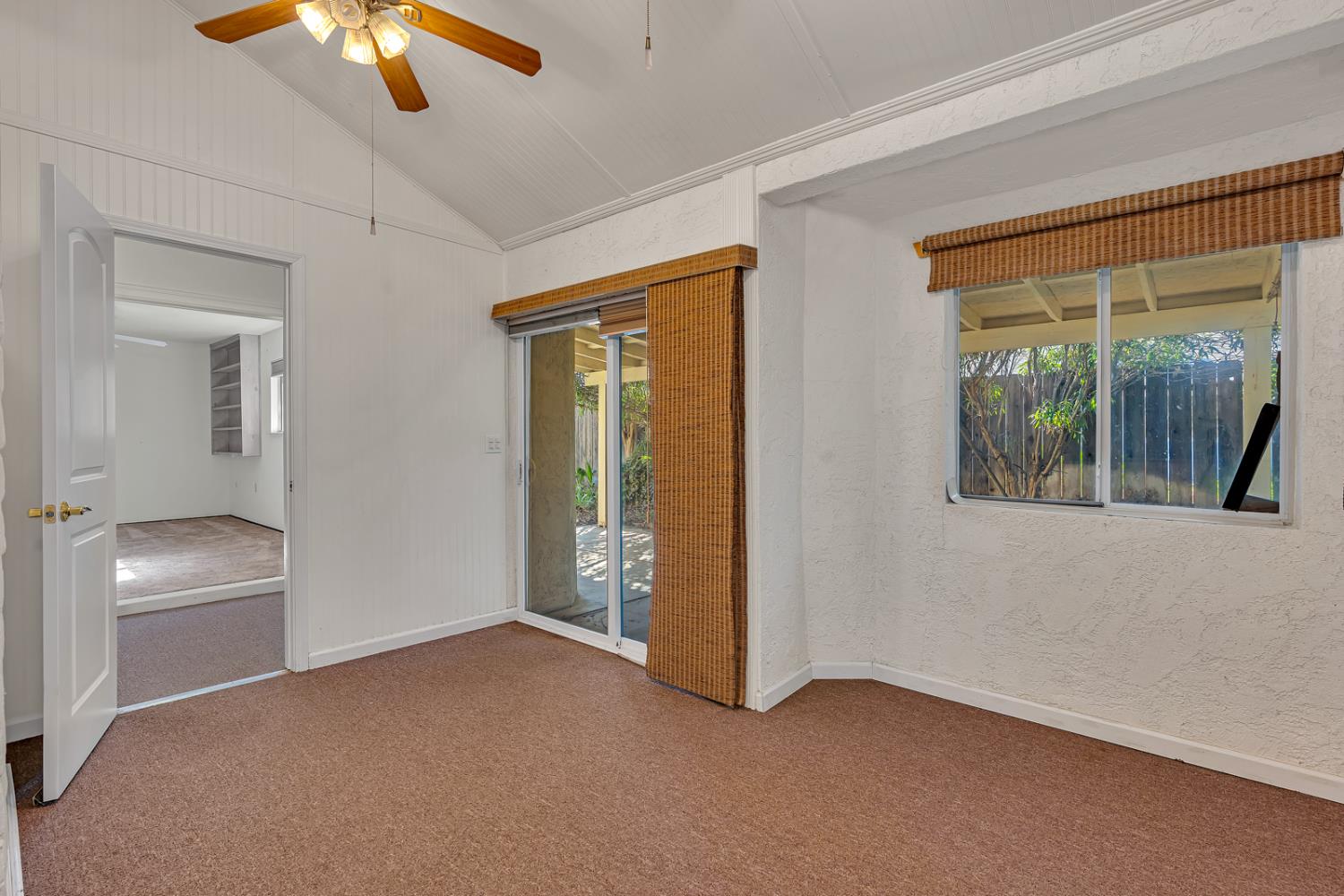 1323 Chukar St, Los Banos, CA 93635