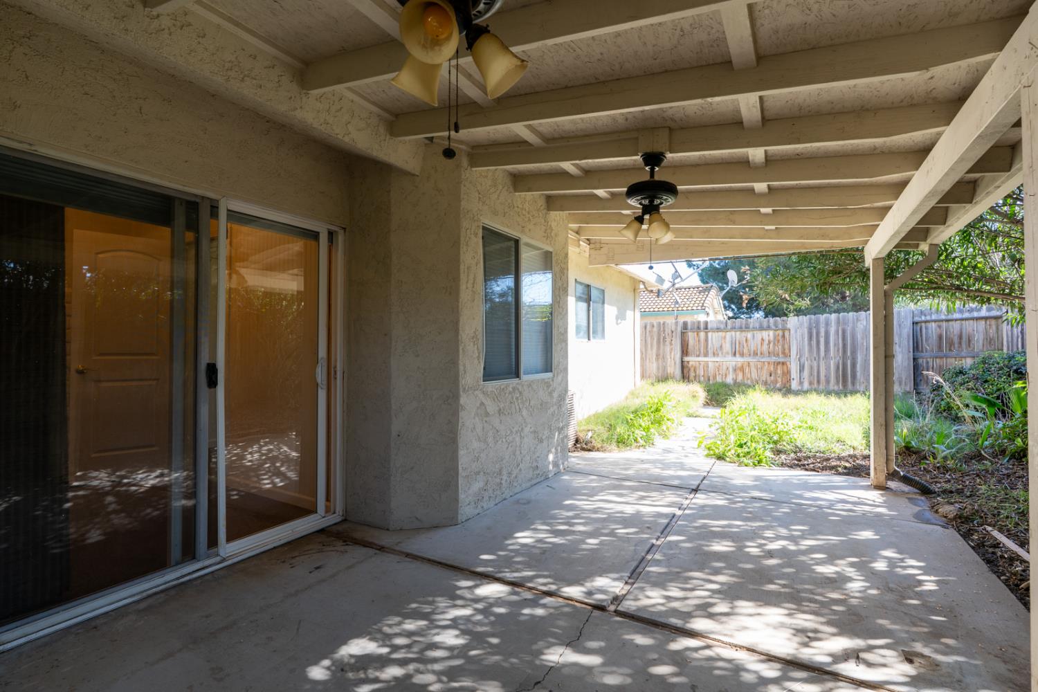 1323 Chukar St, Los Banos, CA 93635