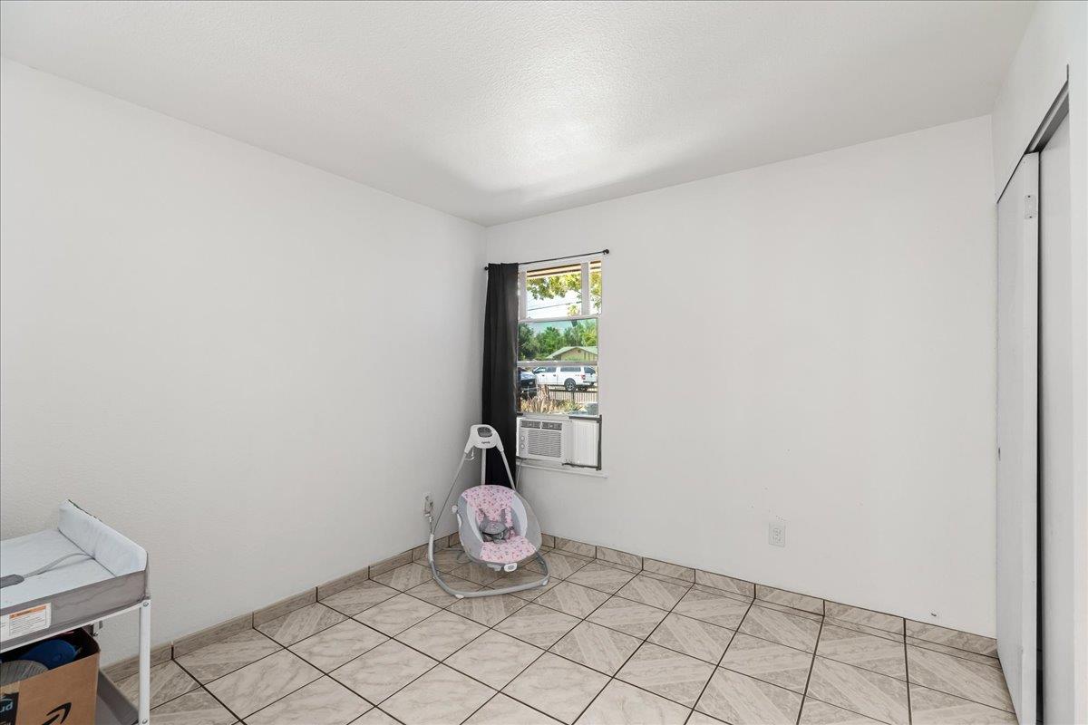 205 Weber Ave, Patterson, CA 95363