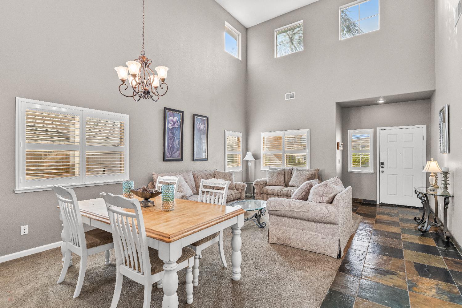 7009 Finale Ln, Hughson, CA 95326