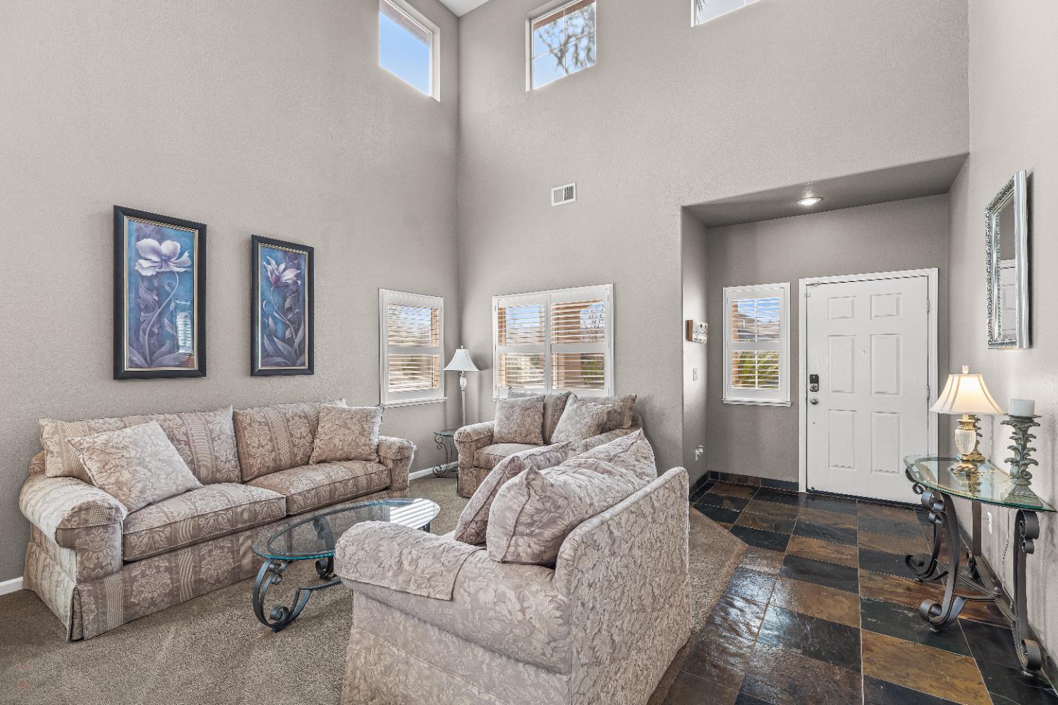 7009 Finale Ln, Hughson, CA 95326