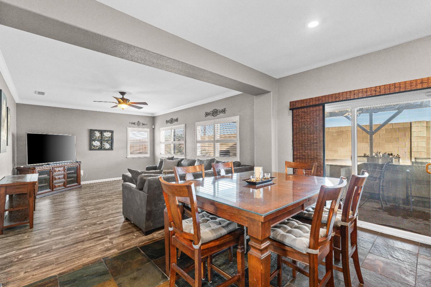 7009 Finale Ln, Hughson, CA 95326