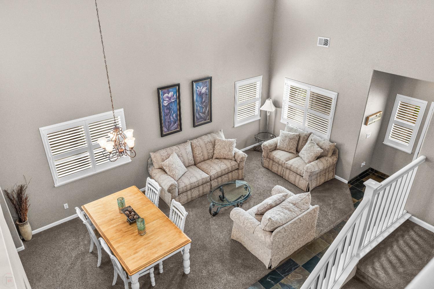 7009 Finale Ln, Hughson, CA 95326