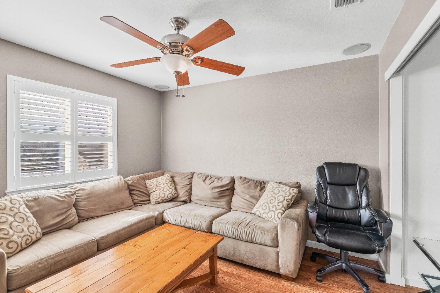 7009 Finale Ln, Hughson, CA 95326