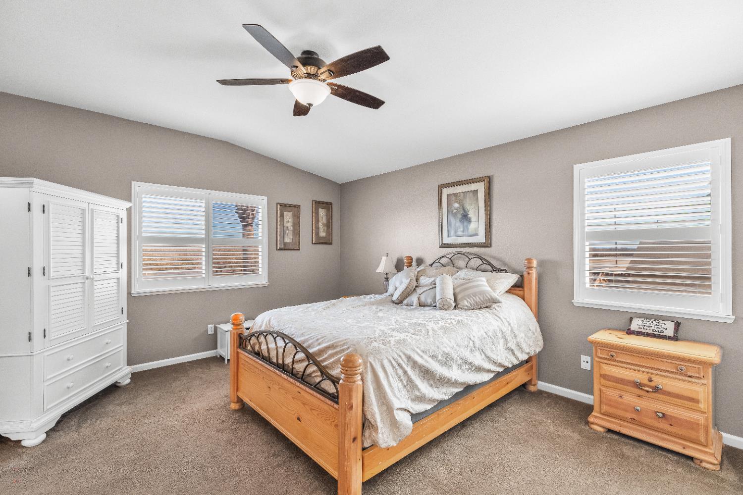 7009 Finale Ln, Hughson, CA 95326