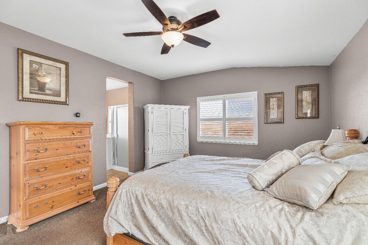 7009 Finale Ln, Hughson, CA 95326