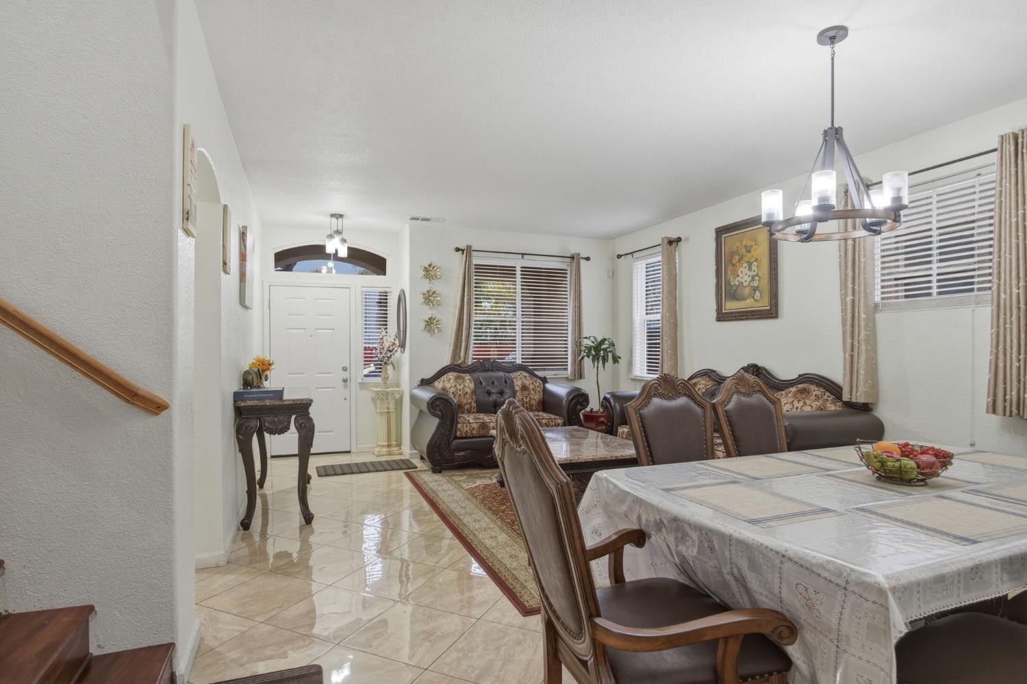 837 Grafton St, Manteca, CA 95337