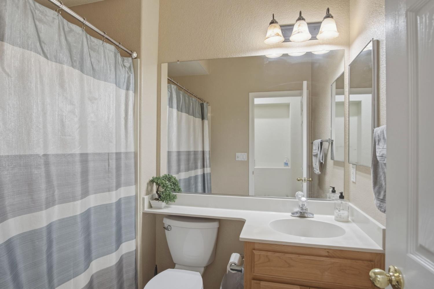 837 Grafton St, Manteca, CA 95337