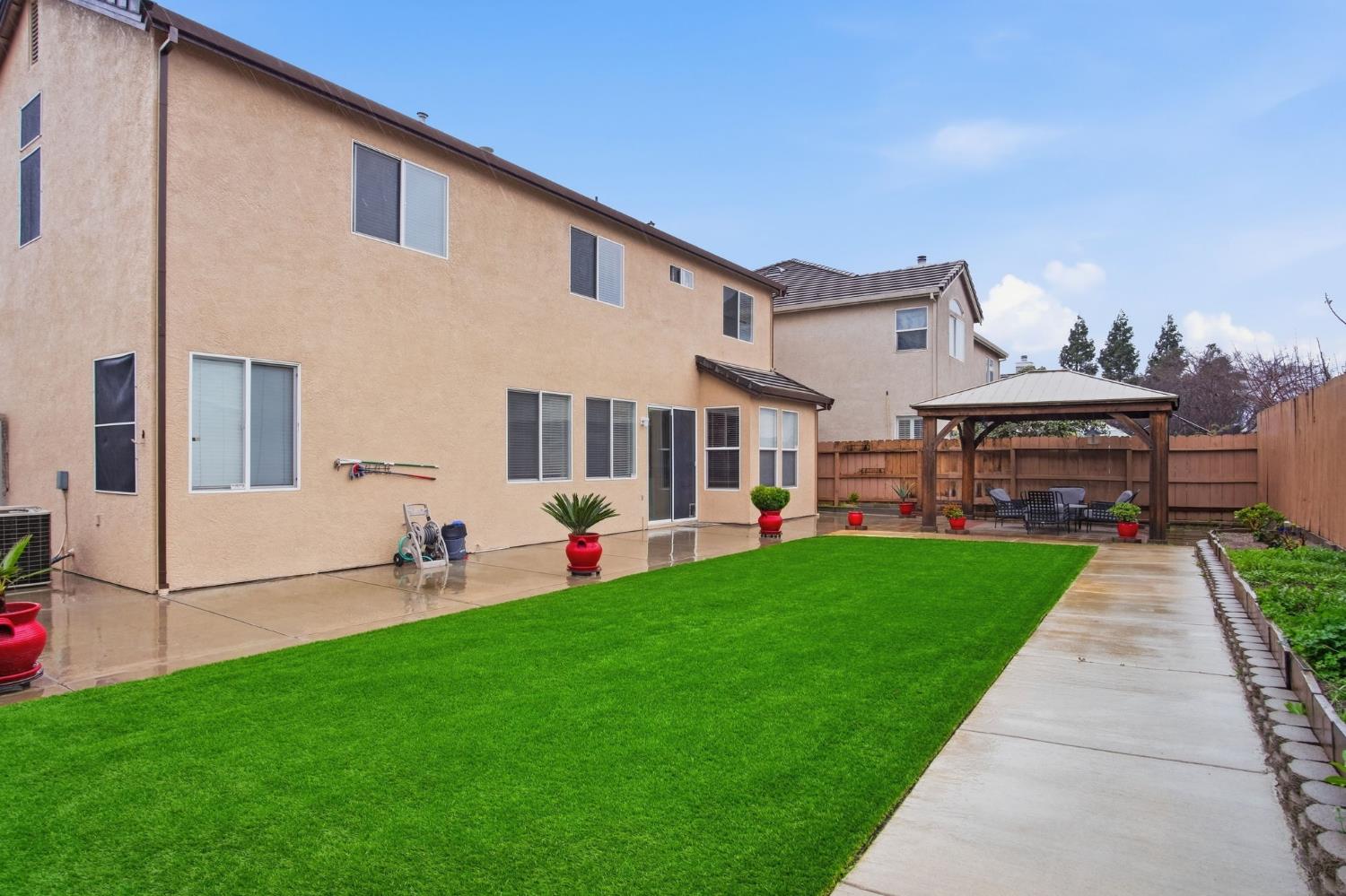 837 Grafton St, Manteca, CA 95337