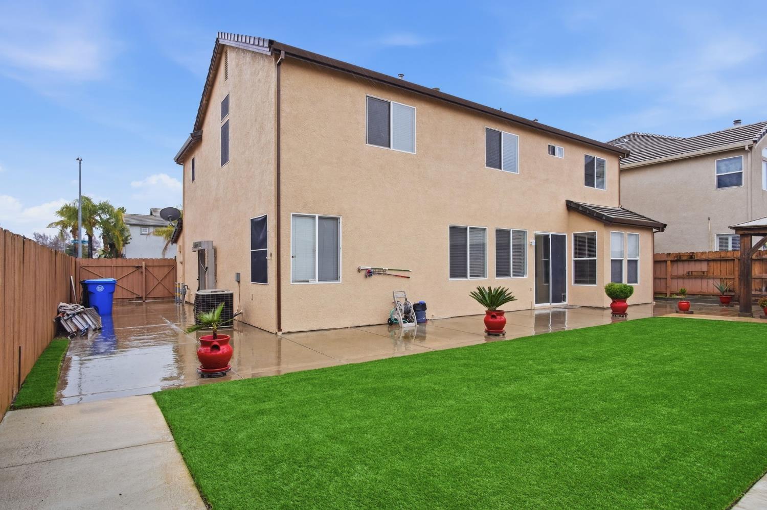 837 Grafton St, Manteca, CA 95337