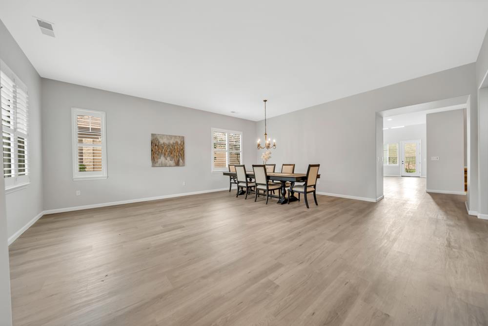 20300 Panoz Rd, Patterson, CA 95363