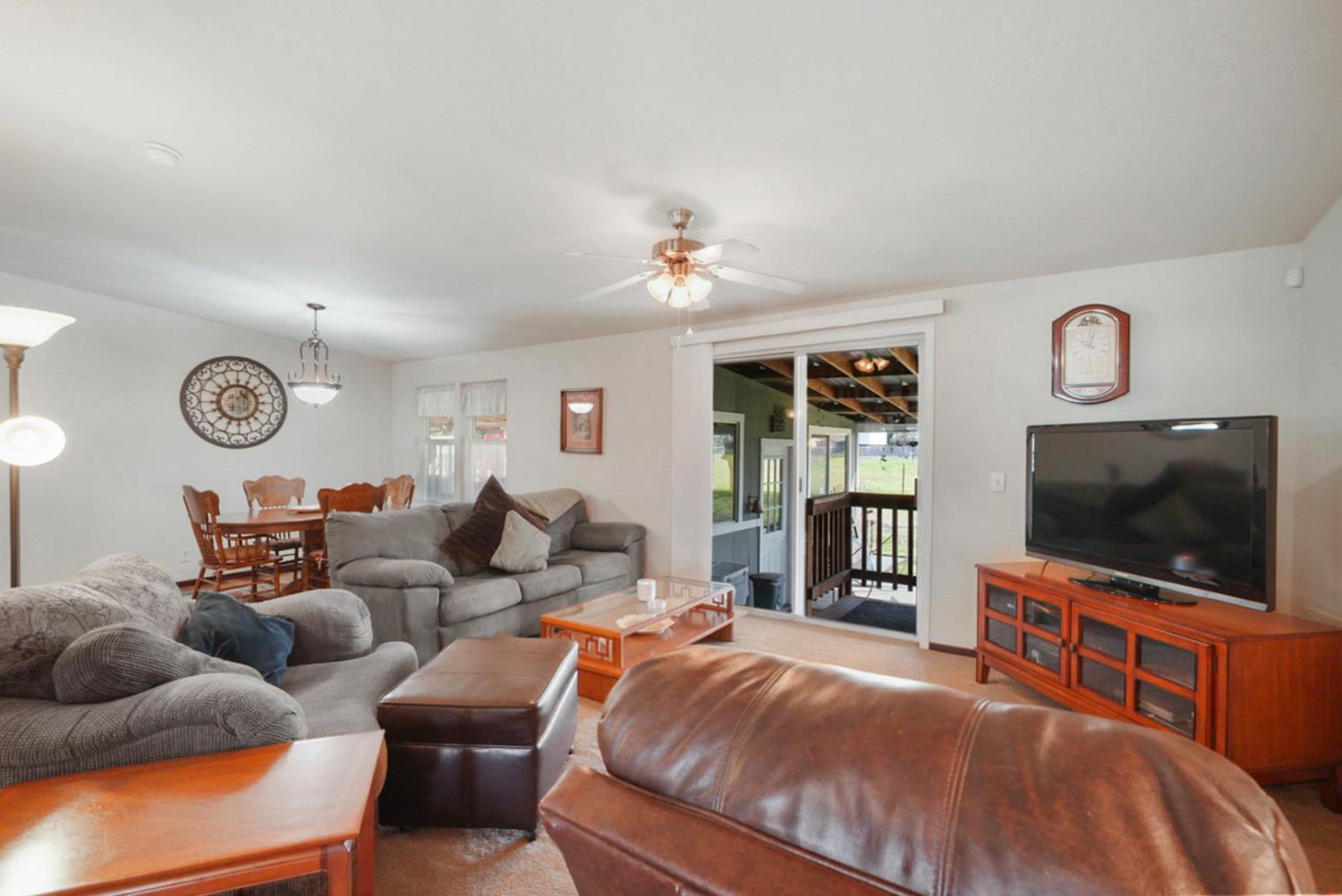 9900 4th St, Delhi, CA 95315