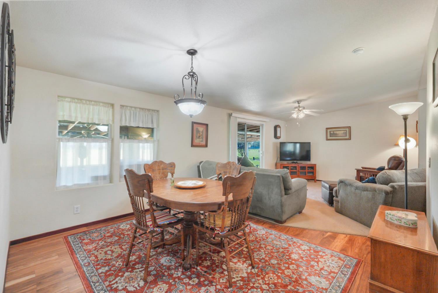 9900 4th St, Delhi, CA 95315