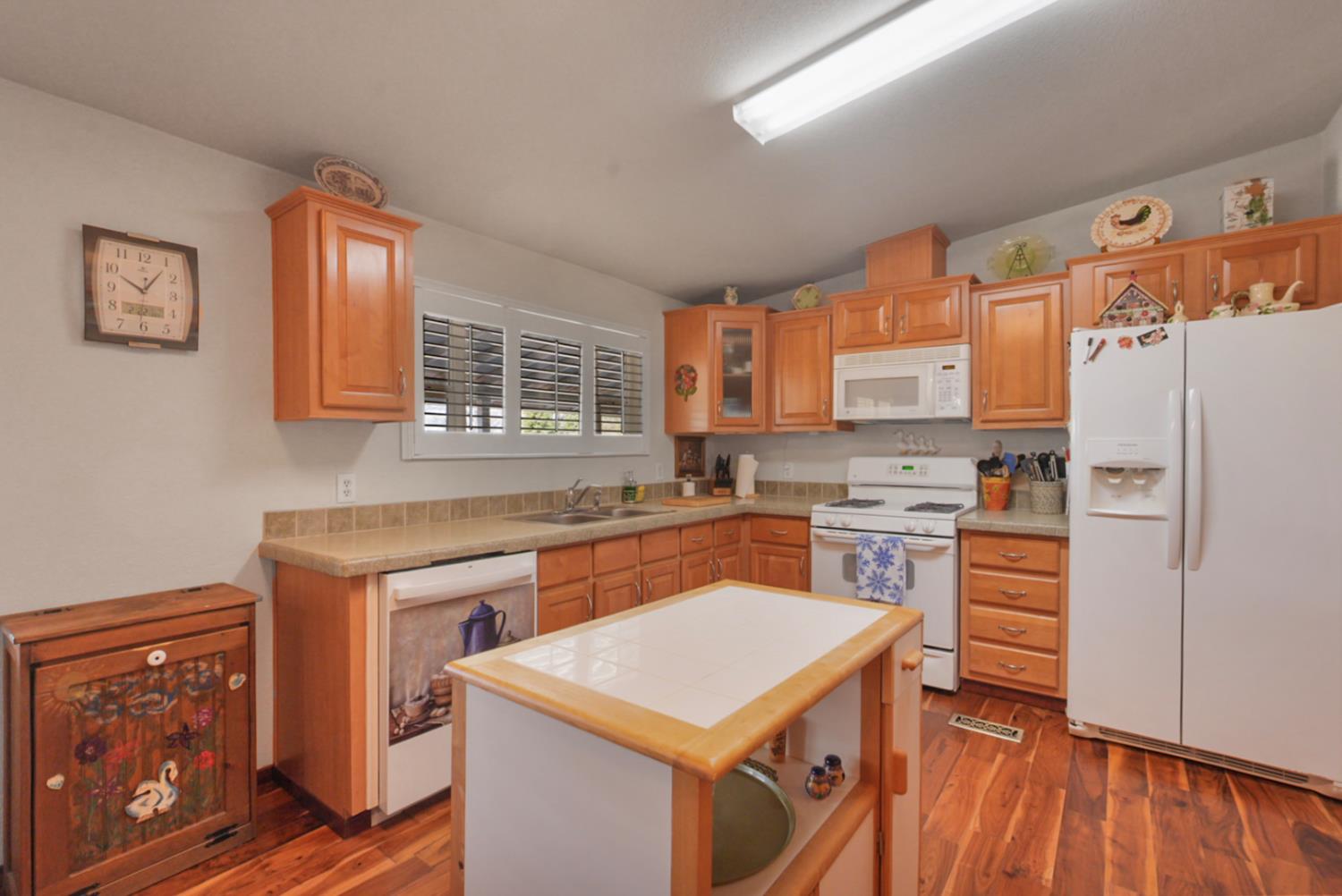 9900 4th St, Delhi, CA 95315