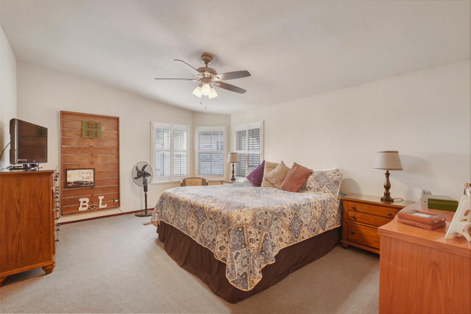 9900 4th St, Delhi, CA 95315