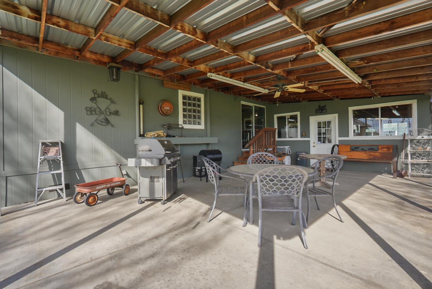 9900 4th St, Delhi, CA 95315