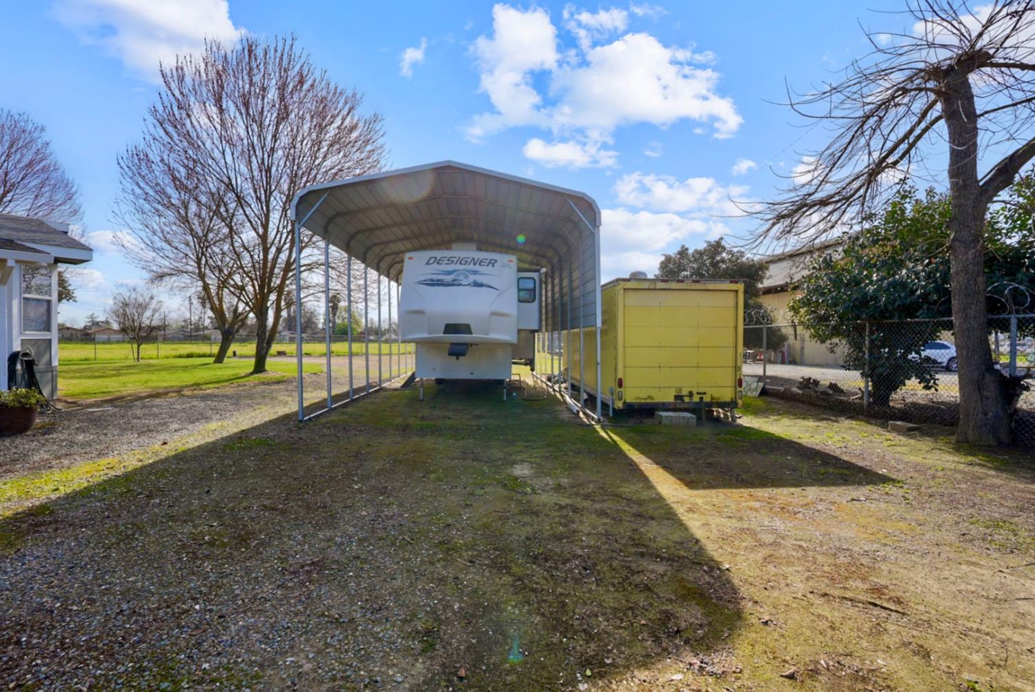 9900 4th St, Delhi, CA 95315