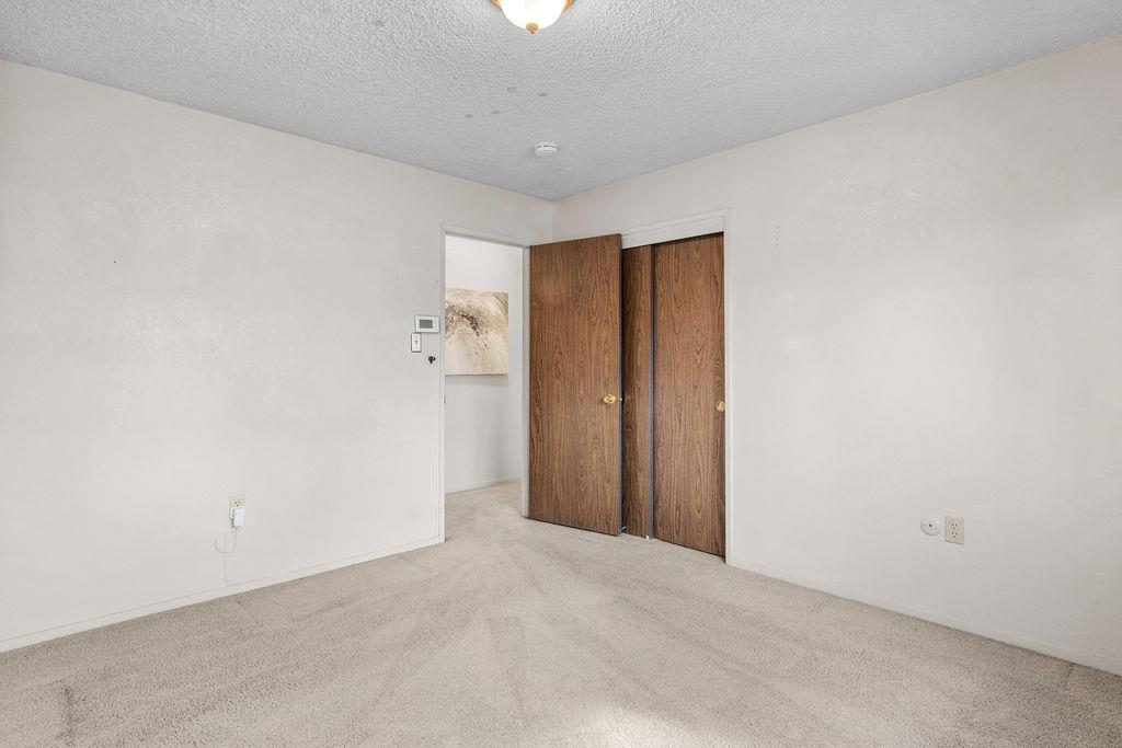 6769 Chestnut Ln, Winton, CA 95388