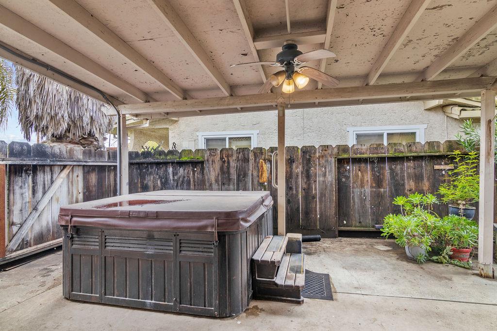 6769 Chestnut Ln, Winton, CA 95388