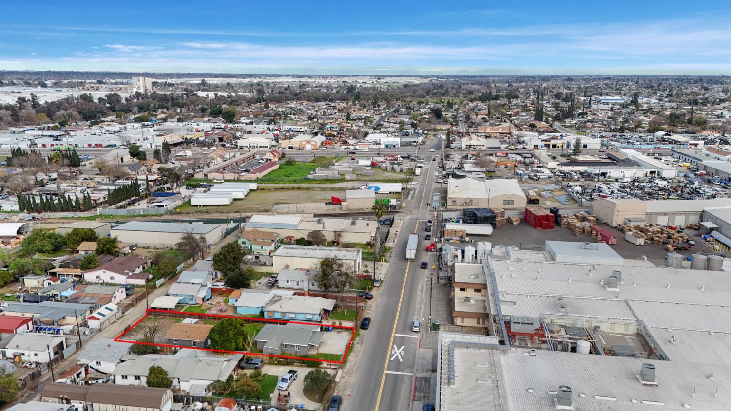 327 Hosmer Ave, Modesto, CA 95351