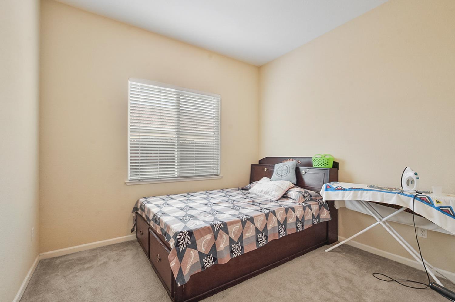 1959 Vistana Dr, Atwater, CA 95301